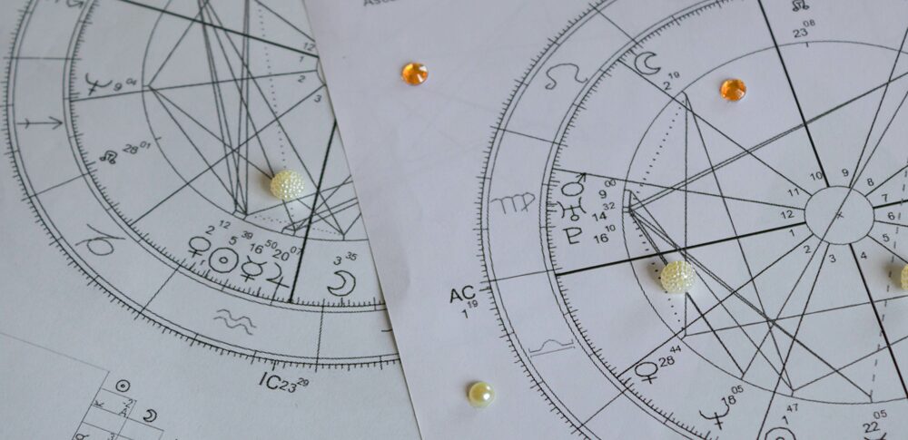 出生図（ホロスコープ）とは？12星座・惑星・ハウスの意味と読み方を徹底解説