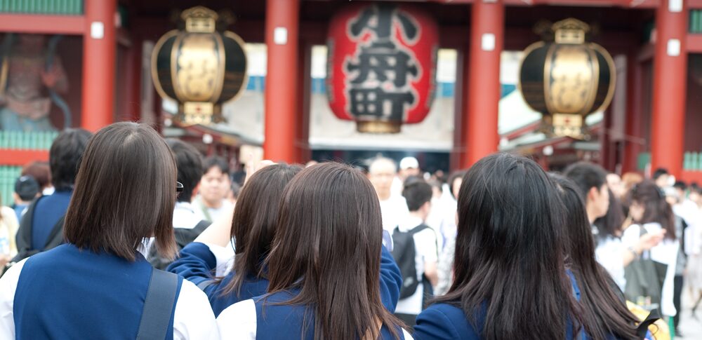 【夢占い】修学旅行の夢の意味とは？青春の記憶と自己成長へのサイン