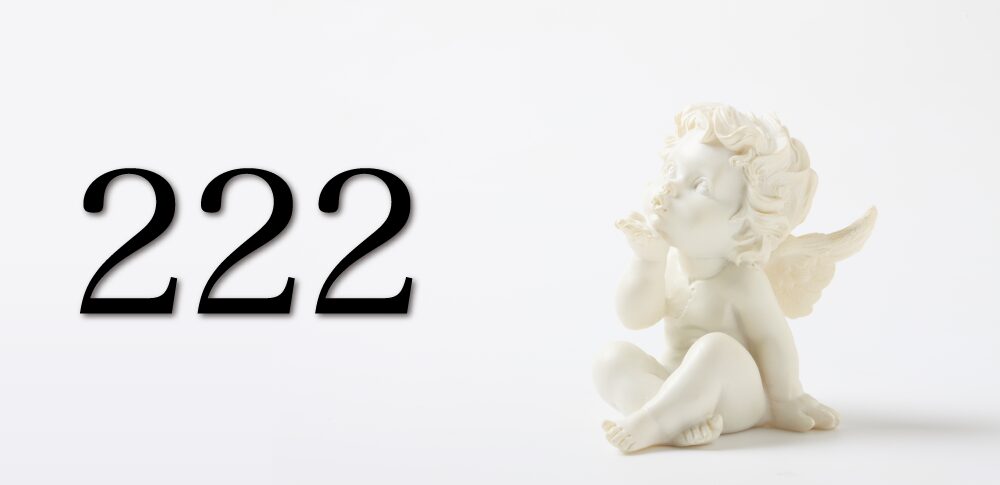 【222】エンジェルナンバーが示す意味|バランス、調和、協力、信頼、そしてあなたの願いがまもなく現実となる