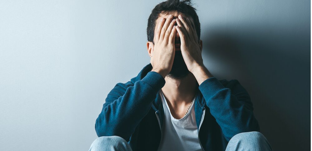 地雷系男子のスピリチュアルな本質:惹きつけずにはいられない深層心理と成長の可能性を読み解く7つの視点