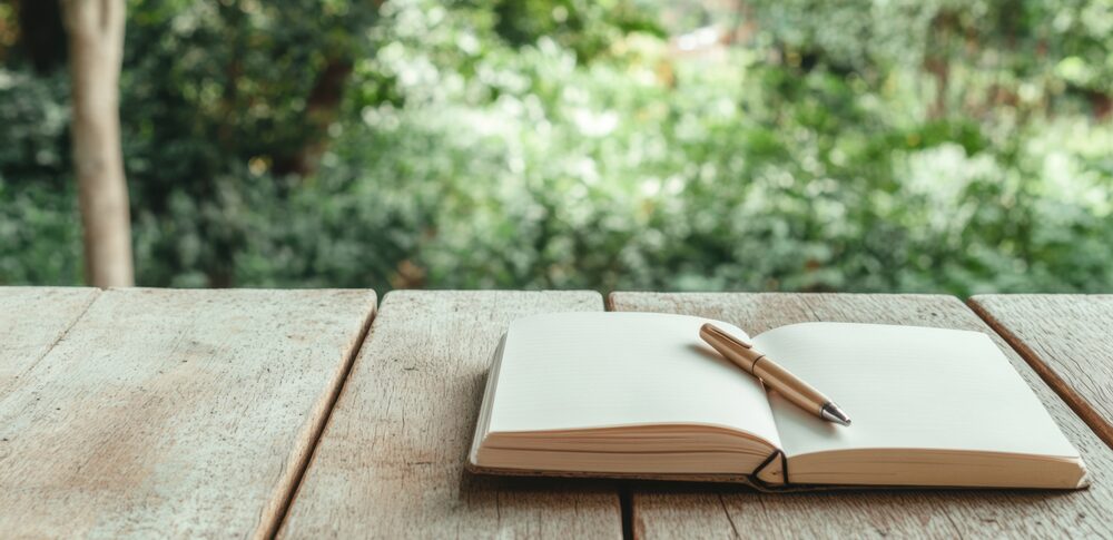 「ジャーナリング」完全ガイド：潜在意識を書き換え、人生を劇的に変える5つの実践ステップ