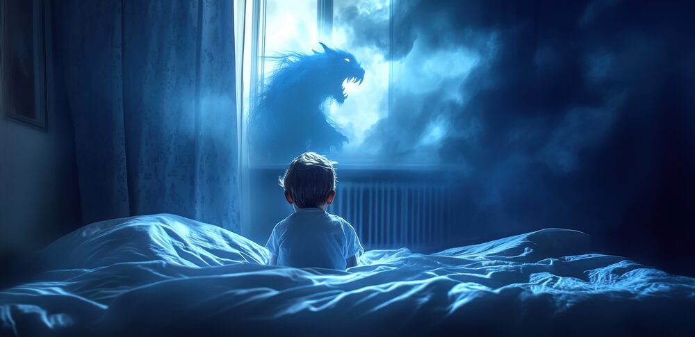【怖い夢を見た時の対処法】悪夢の原因と心のケアを夢占いから読み解き、安眠を取り戻す方法