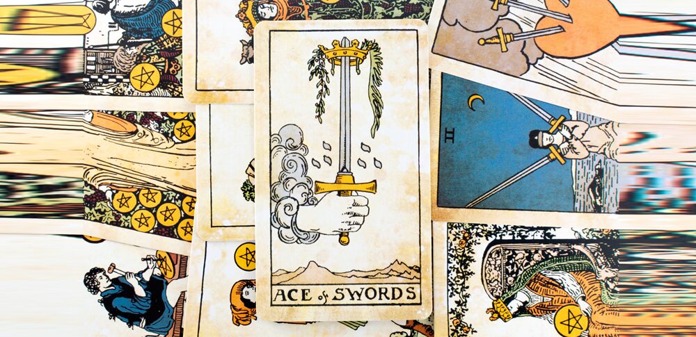 【タロットカード】「ソードのエース」(Ace of Swords)の解説:思考と新たな始まりを告げる秘密