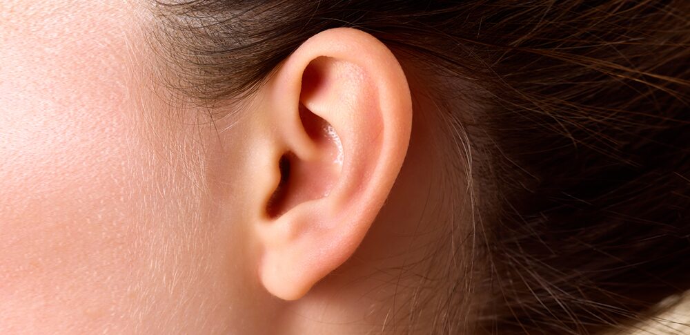 耳が熱くなったスピリチュアルな意味：魂のメッセージ？あなたの意識と運気を読み解く7つの視点