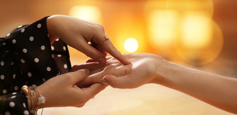 占いはいつ行くべき?人生の転機に幸運を引き寄せる7つのベストタイミングと活用法