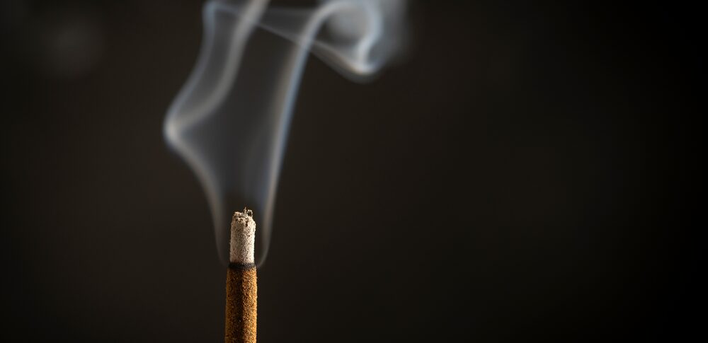 お香のスピリチュアルな意味｜状況・場所・人物・色別の意味を徹底解説