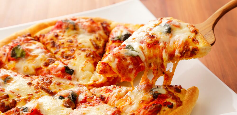 【夢占い】ピザの夢｜意味・メッセージなど17選を解説