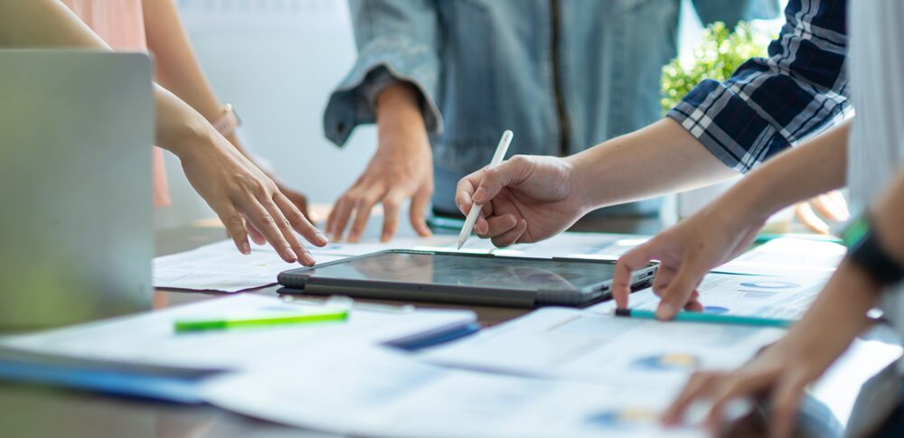 【夢占い】職場の夢｜意味・メッセージなど27選を徹底解説