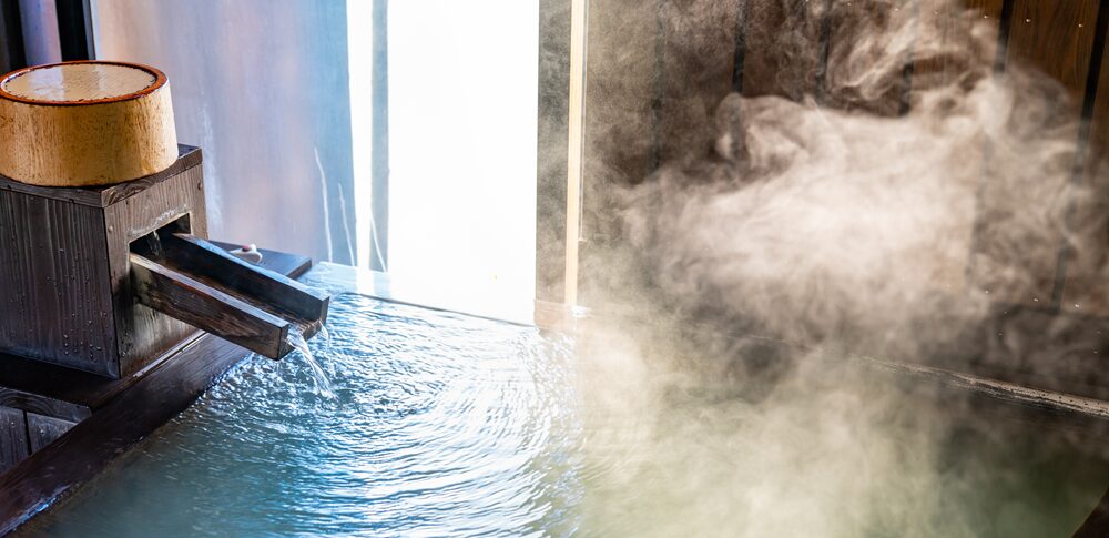 【夢占い】温泉の夢｜意味・メッセージなど45選を解説