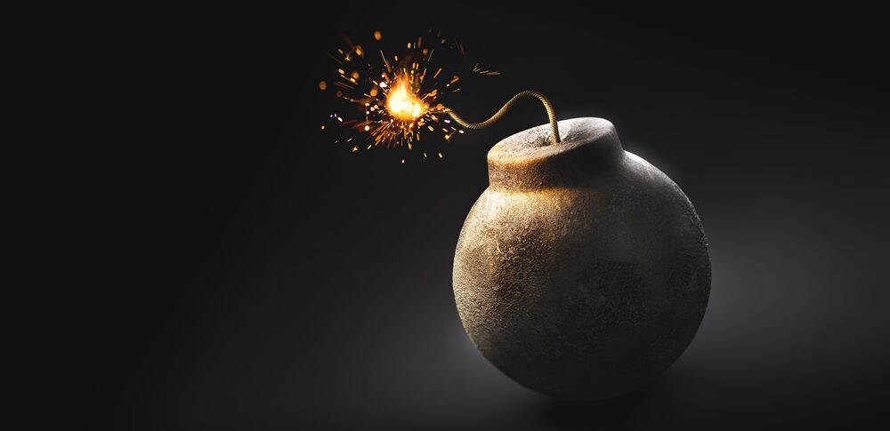 【夢占い】爆弾に関する夢｜意味・メッセージなど40選を解説