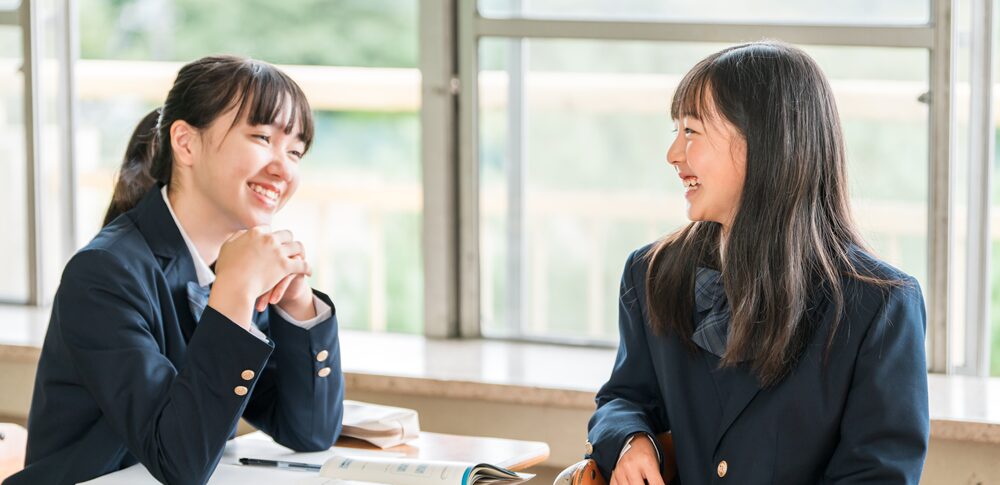 【夢占い】昔の同級生の夢｜意味・メッセージ17選を徹底解説