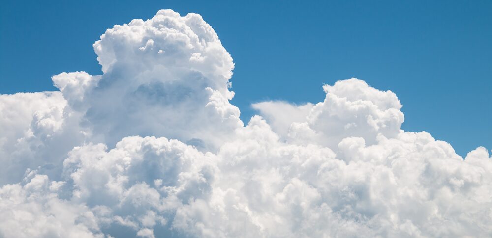 【夢占い】雲の夢｜意味・メッセージなど20選を解説