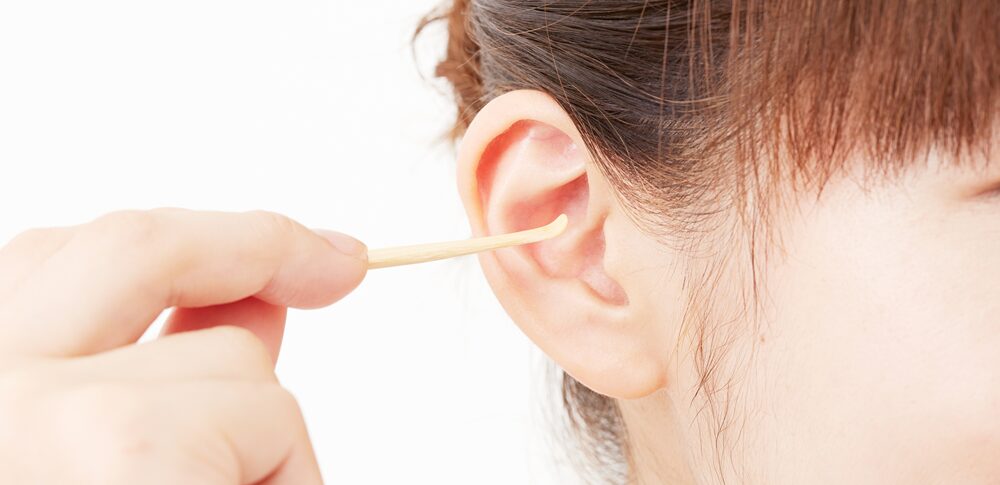 【夢占い】耳垢に関する夢｜意味・メッセージなど40選を解説