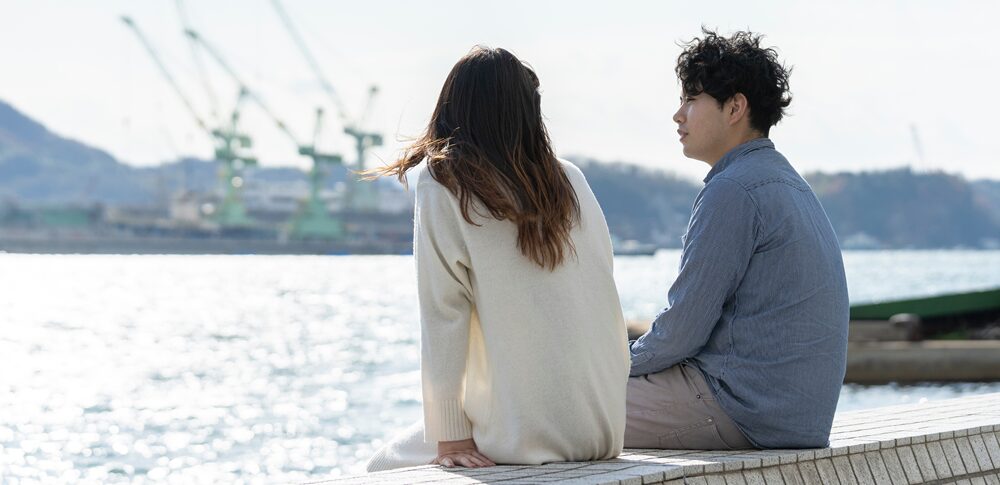 【夢占い】好きな人が左側にいる夢｜意味・メッセージなど10選を解説