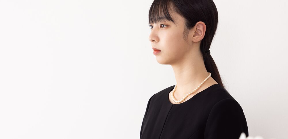 【夢占い】喪服の夢｜意味・メッセージなど40選を解説