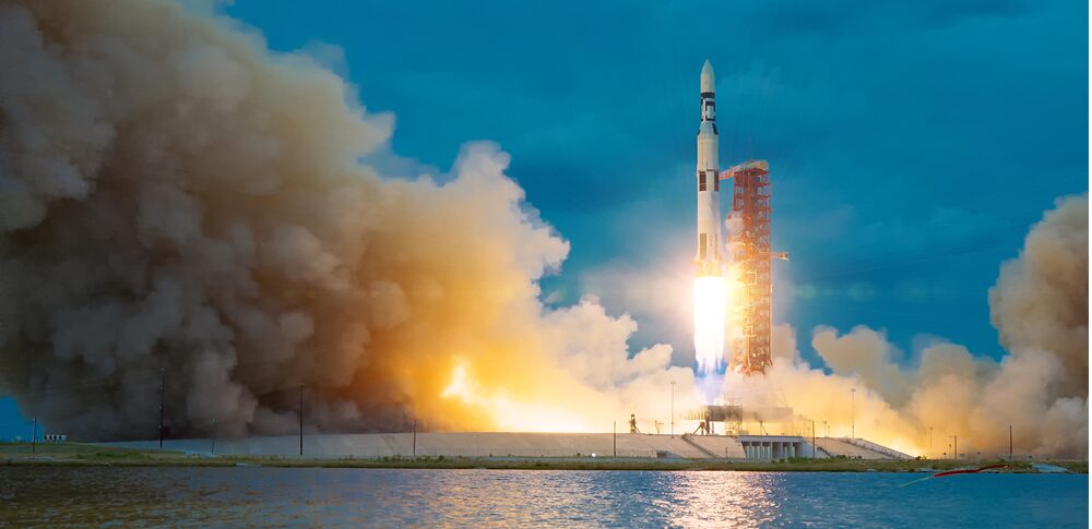 【夢占い】ロケットの夢｜意味・メッセージなど22選を解説