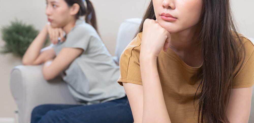 仲良かった友達に違和感を覚えるスピリチュアルな意味は？｜心理・状況別など20選を解説