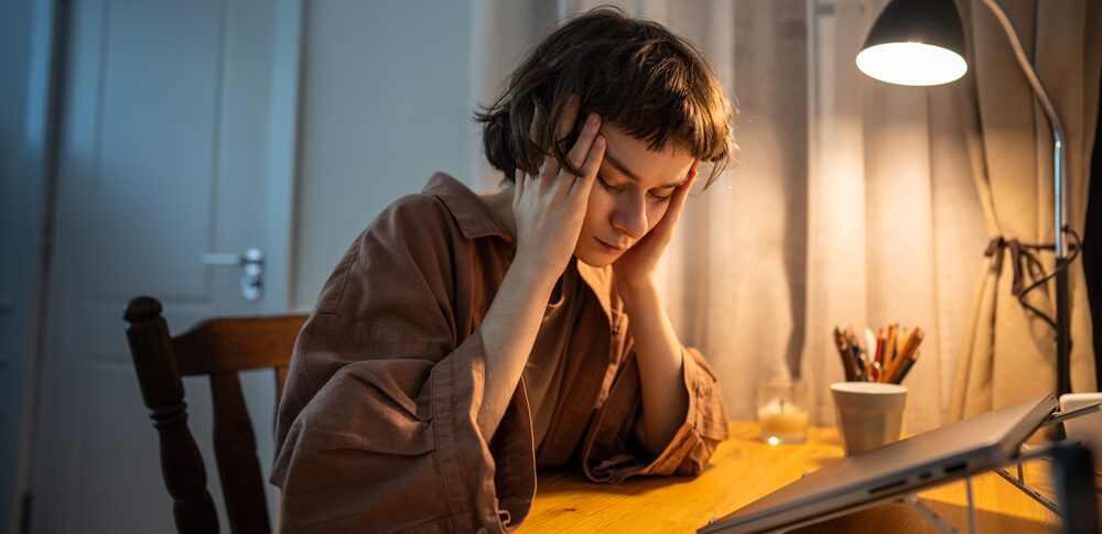 体調が悪くなる家のスピリチュアルな意味とは？原因・状態別など25選を解説